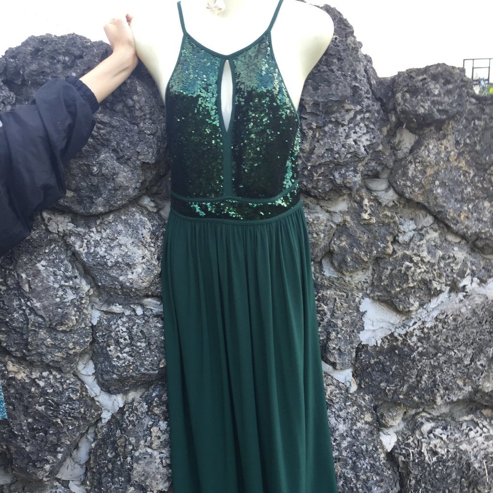 Morgan & Co Women's Green sequin Formal Evening Dress Gown Size 5 NEW